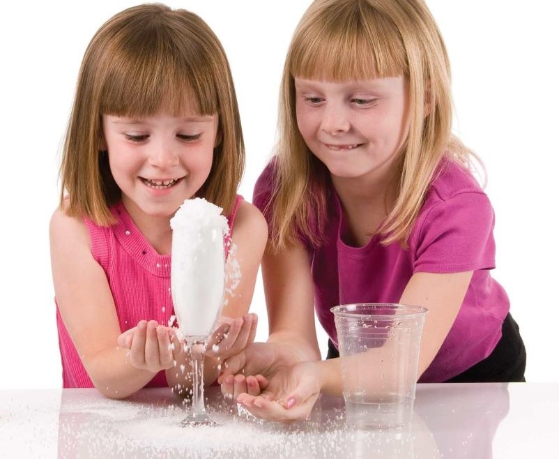 HappyGirlsInstantSnow